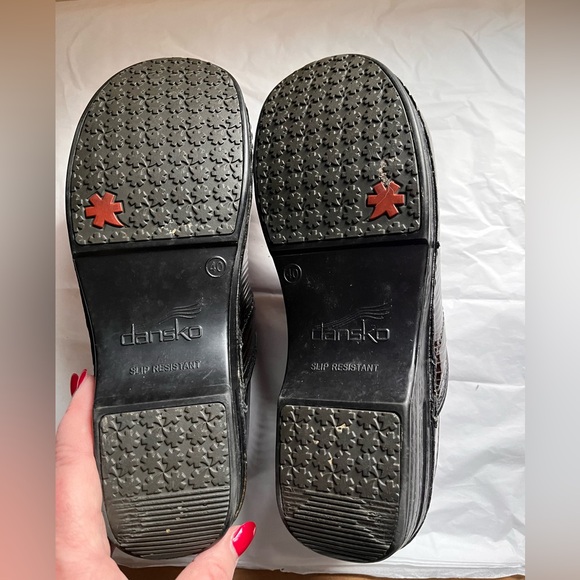 Dansko XP clogs. - Picture 4 of 4